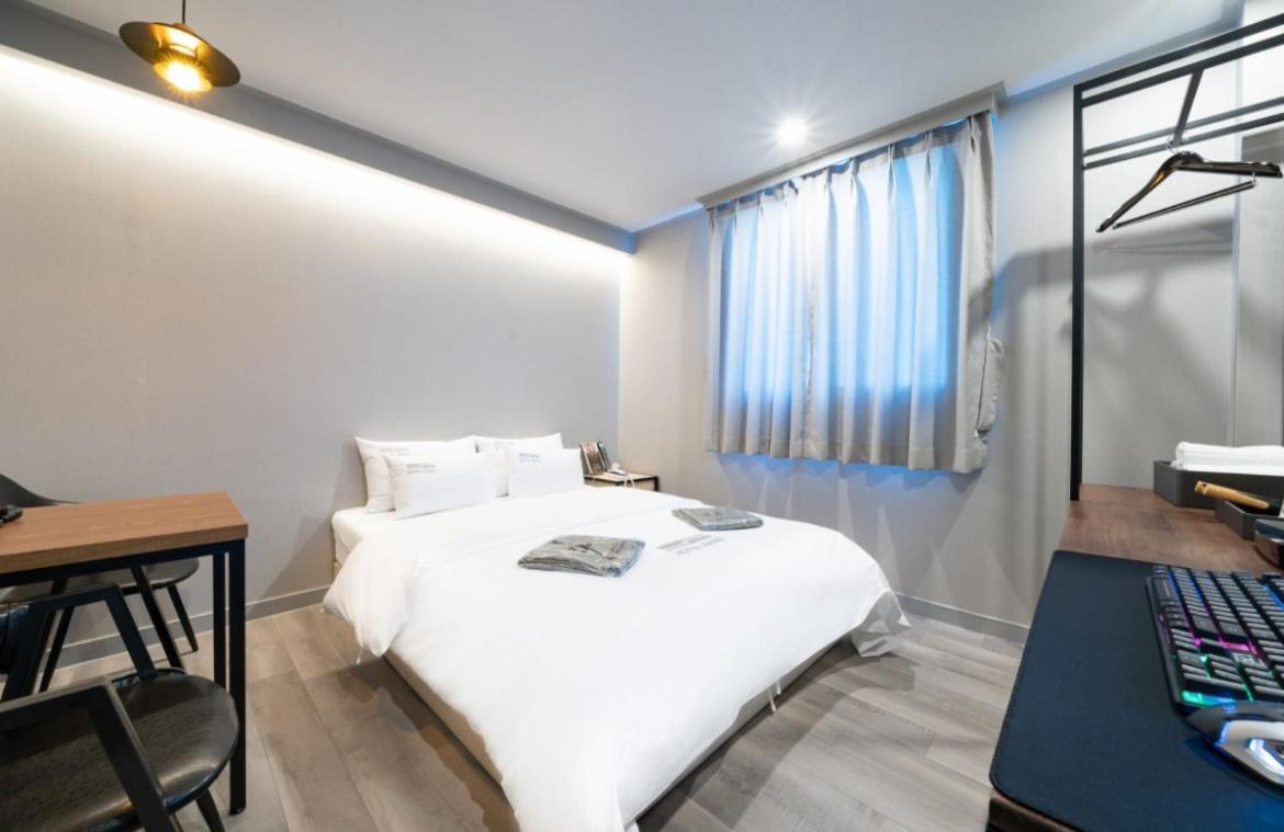 Hotel Band Pyeongtaek Buitenkant foto