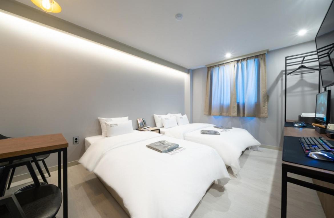 Hotel Band Pyeongtaek Buitenkant foto