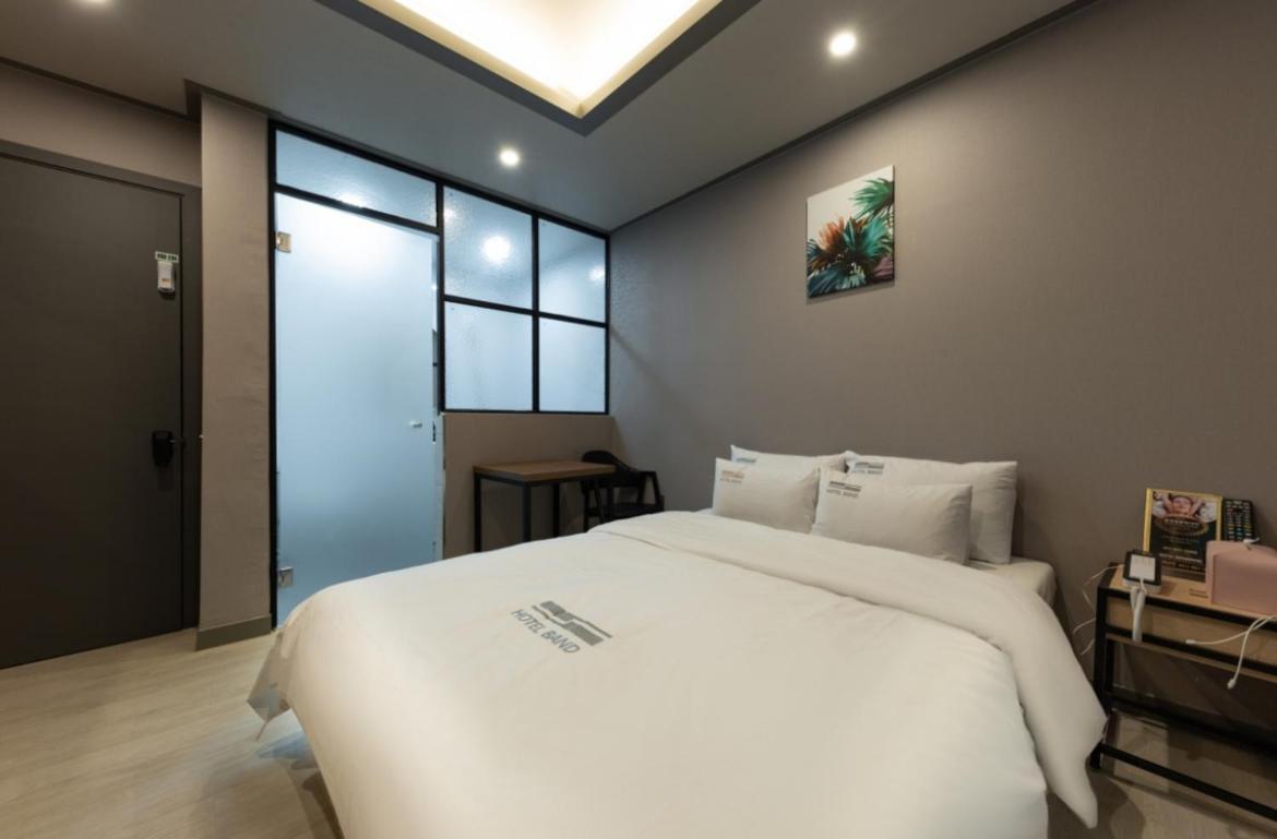 Hotel Band Pyeongtaek Buitenkant foto